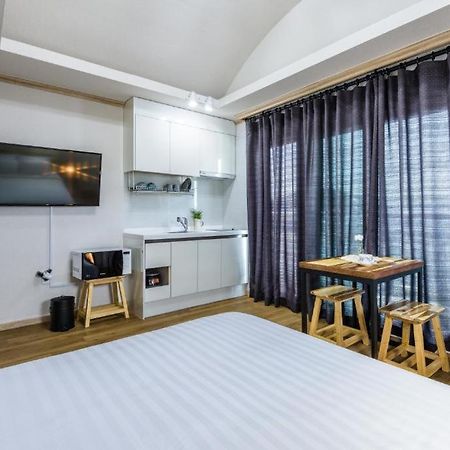Romance Jeju Pension Kültér fotó